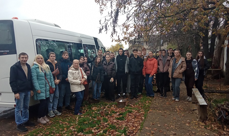 Виїзне практичне заняття з агроскаутингу в СФГ «Граніт»: