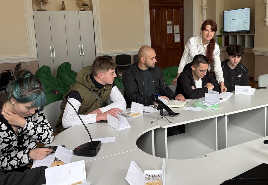 ВІДБУЛОСЯ ВІДКРИТЕ ЗАСІДАННЯ СТУДЕНТСЬКОГО НАУКОВОГО ГУРТКА «ЗАХИСНИК РОСЛИН»